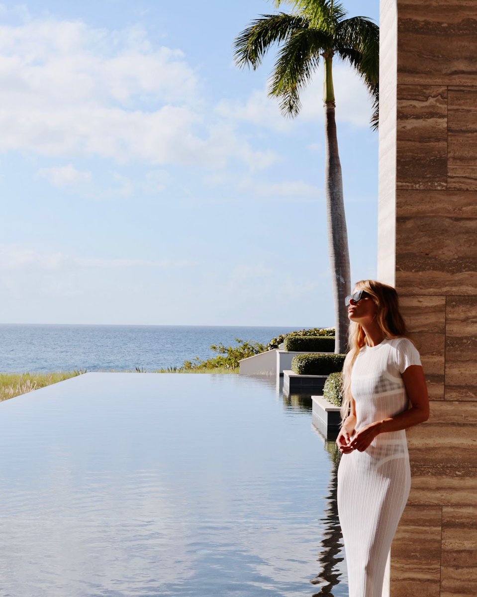 FSRAnguilla's tweet image. By the water's edge, tranquility awaits. Reflect, relax, and embrace the calm at #FSAnguilla. 

#DiscoverAnguilla #DreamWithFS