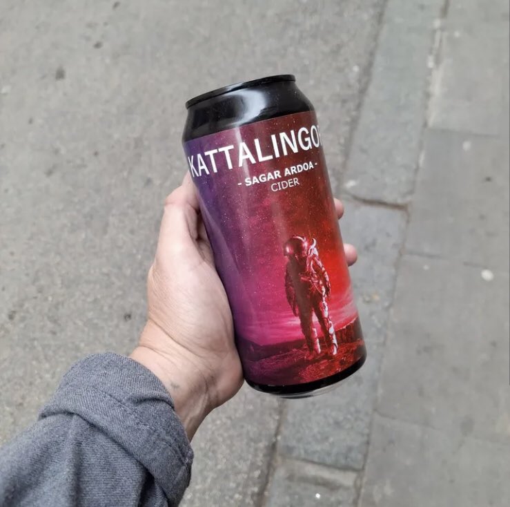 Amics de Barcelona i rodalies passar per ALNORTE al barri de Gràcia, podeu tastar la nostra sidra Kattalingorri.
GOazen!!! 🚀🚀🚀
#bedaio #kattalingorri #cider #sagardoa