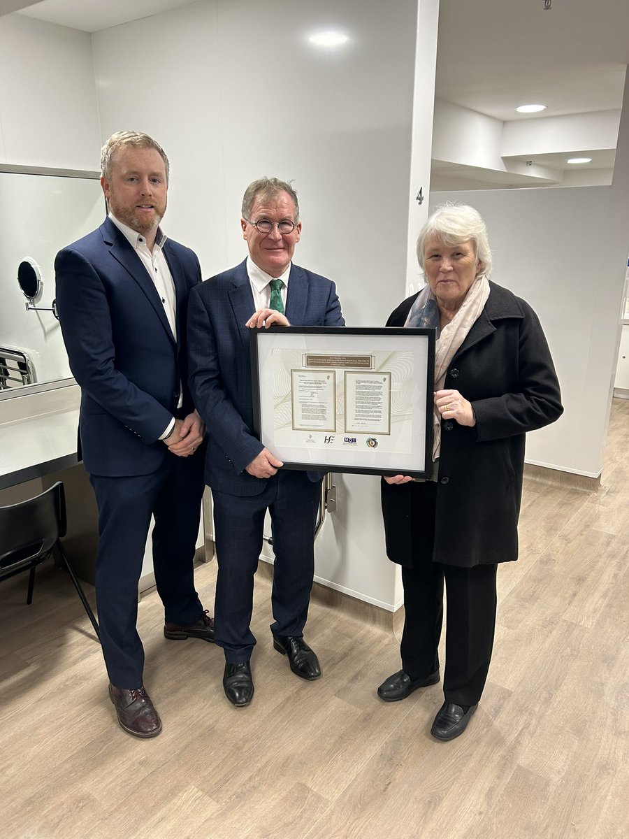 Colm Burke TD (@colmburketd) on Twitter photo Today I visited Ireland’s first supervised injecting facility in <a href="/MerchantsQuayIR/">Merchants Quay Ireland (MQI)</a> and presented them with a copy of the licence for operation which I signed last month as Minister.
gov.ie/en/press-relea…
As well as providing medical attention when needed, and enabling access Today I visited Ireland’s first supervised injecting facility in <a href="/MerchantsQuayIR/">Merchants Quay Ireland (MQI)</a> and presented them with a copy of the licence for operation which I signed last month as Minister.
gov.ie/en/press-relea…
As well as providing medical attention when needed, and enabling access