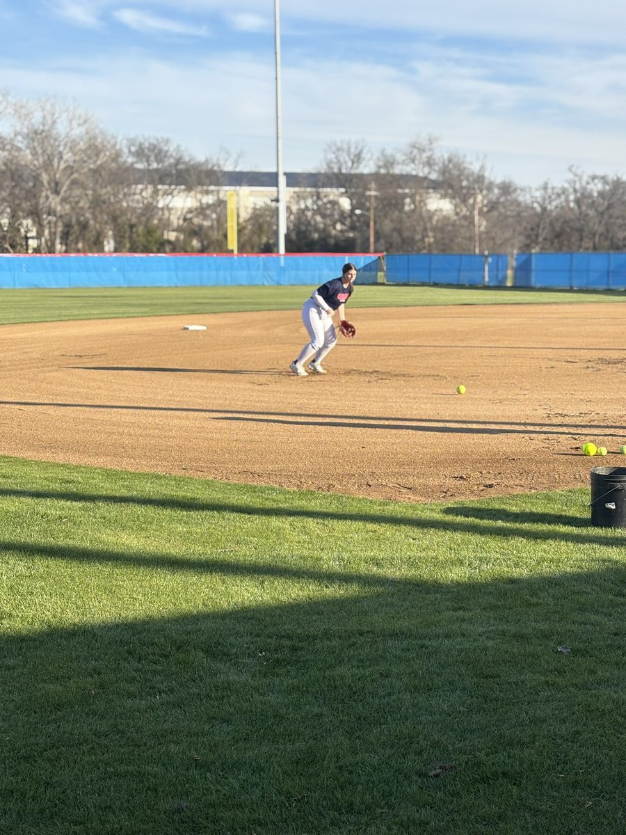 GHSMustangSB's tweet photo. Can you believe it’s already Day 7 of the 2025 softball season? 😱 Take a peek at what we’ve been getting into this past week! 🥎💪 @GCISD @GCISD_Athletics @Grapevine_HS https://t.co/qmPPYh5EiA