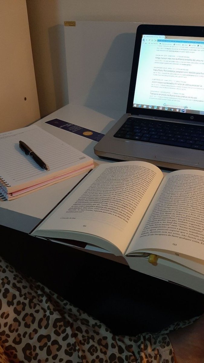 studyjuu's tweet image. ｡𖦹°‧ Dicas de como conciliar o 3 ano do Ensino Médio com estudos pra vestibular + algumas dicas pra quem trabalha também - uma thread para o #studytwtbr e #collegetwt  📚📖