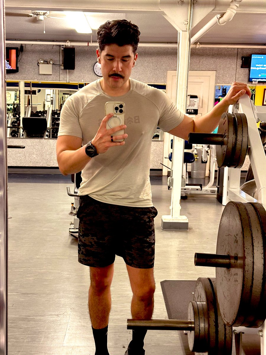 Happy Thursday, sucias!