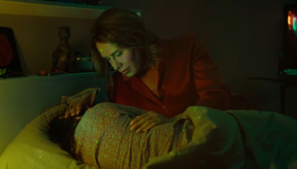 cuando el niño le dice a emilia pérez que su papá olía a comida picante, mezcal y guacamole JADJDJDJFJDJDJDFHFJFJDJDJDD es que de verdad ni speedy gonzalez se atrevió a tanto como esta película