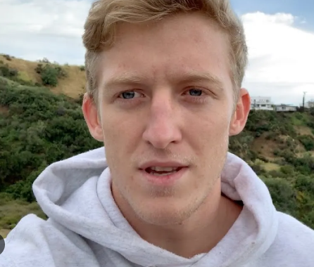 Pet_Sim99News's tweet photo. BREAKING: Preston's Wife has CHEATED on him with Tfue https://t.co/0OViYFFifg