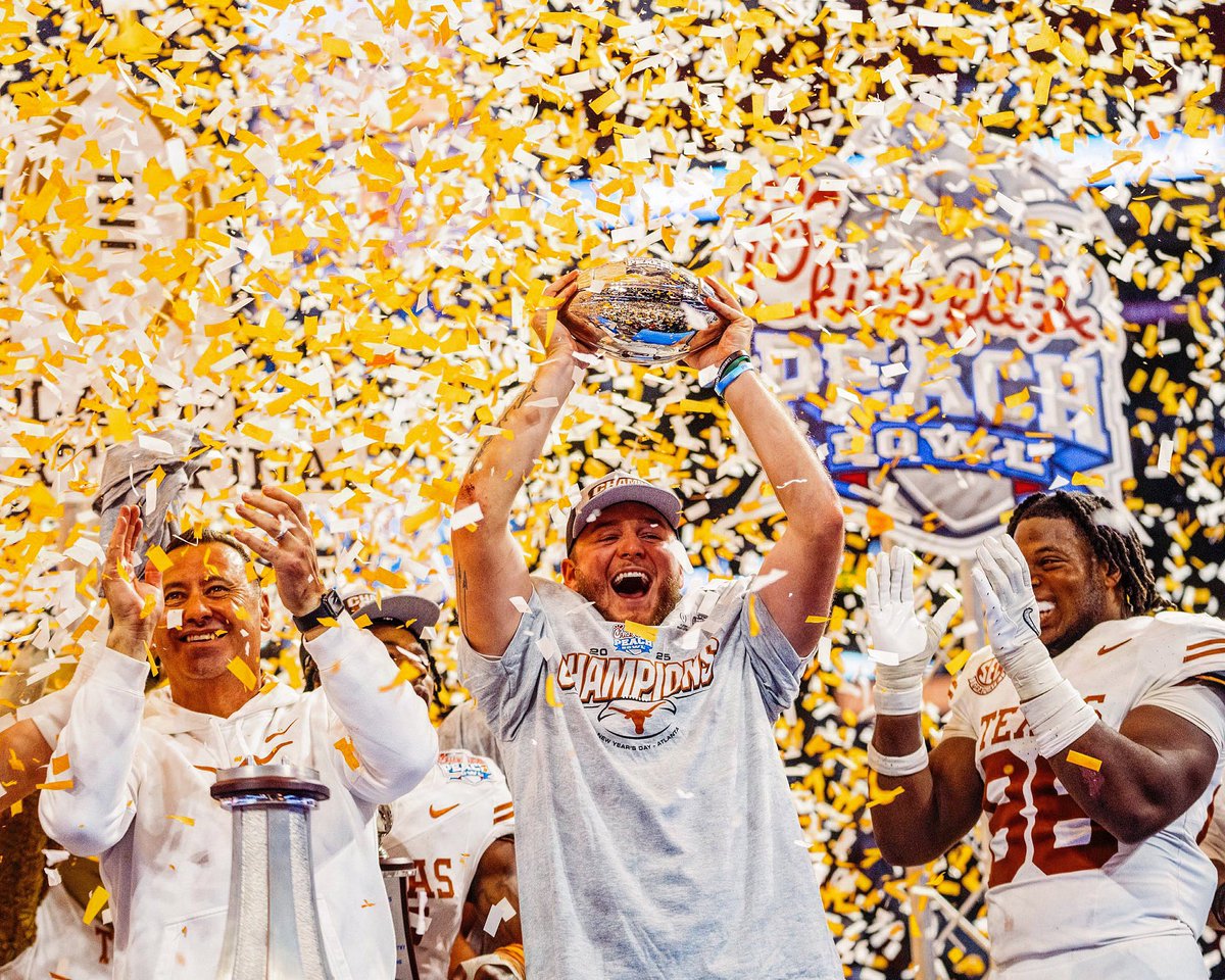 Longhornfocus's tweet photo. 🫡 @QuinnEwers https://t.co/lzoIP3g8XA