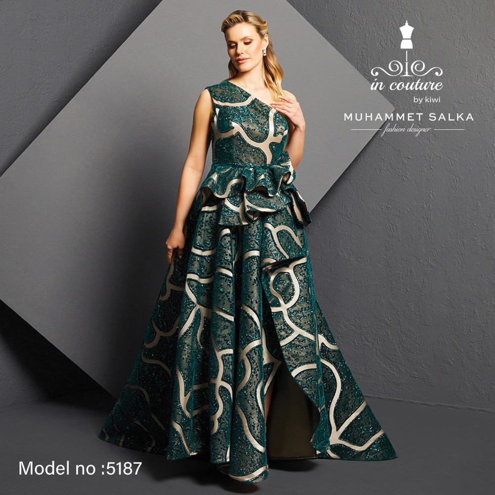TiaDress's tweet photo. كود الفستان : IN COUTURE 5187
السعر : 2300 ريال سعودي
للطلب واتس اب : 0535663260
رابط المنتج :
https://t.co/yoEjFdfSvT

#فساتين 
#فساتين_سهره #فساتين_فخمه #فساتين_ناعمه #فساتين_مناسبات #فساتين_العيد #فساتين_زواجات https://t.co/Fk1rHyWIqG