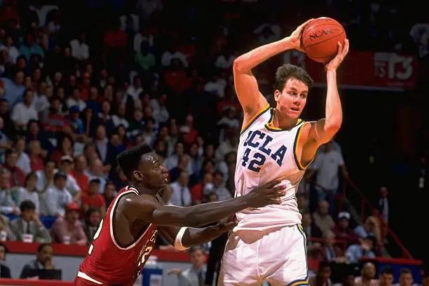THEREAL_DV's tweet photo. Happy Birthday to the All Time Leading Scorer in Pac 10/12 History! #DonMaclean @UCLAMBB https://t.co/IDpvFpEBOl