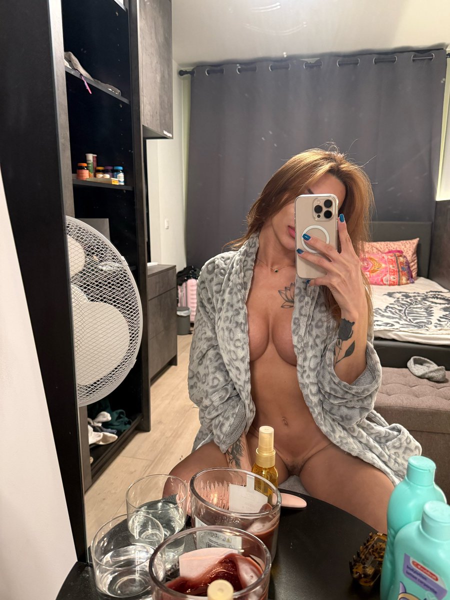 Jvanfreder's tweet photo. After the bath, that check😏 https://t.co/yQALibICQK