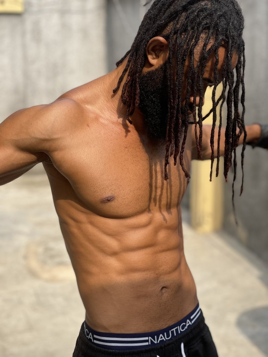 ISaintPee's tweet photo. Stay Fit #gym #fitness #bodybuilding #riyadh #Trending https://t.co/l2uzZvzlsT
