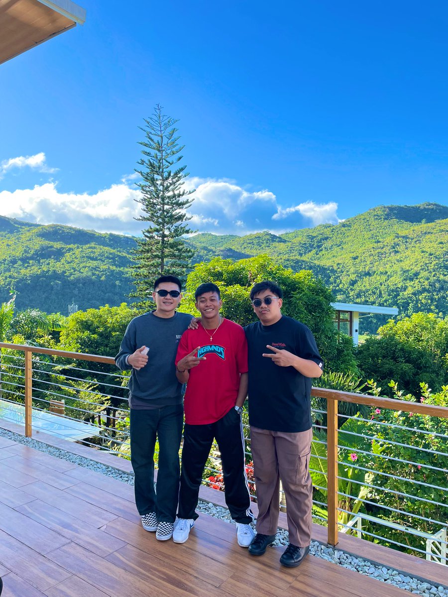 dblnbrn's tweet photo. 🍃💙⁉️ https://t.co/8Qdfsu5yWh