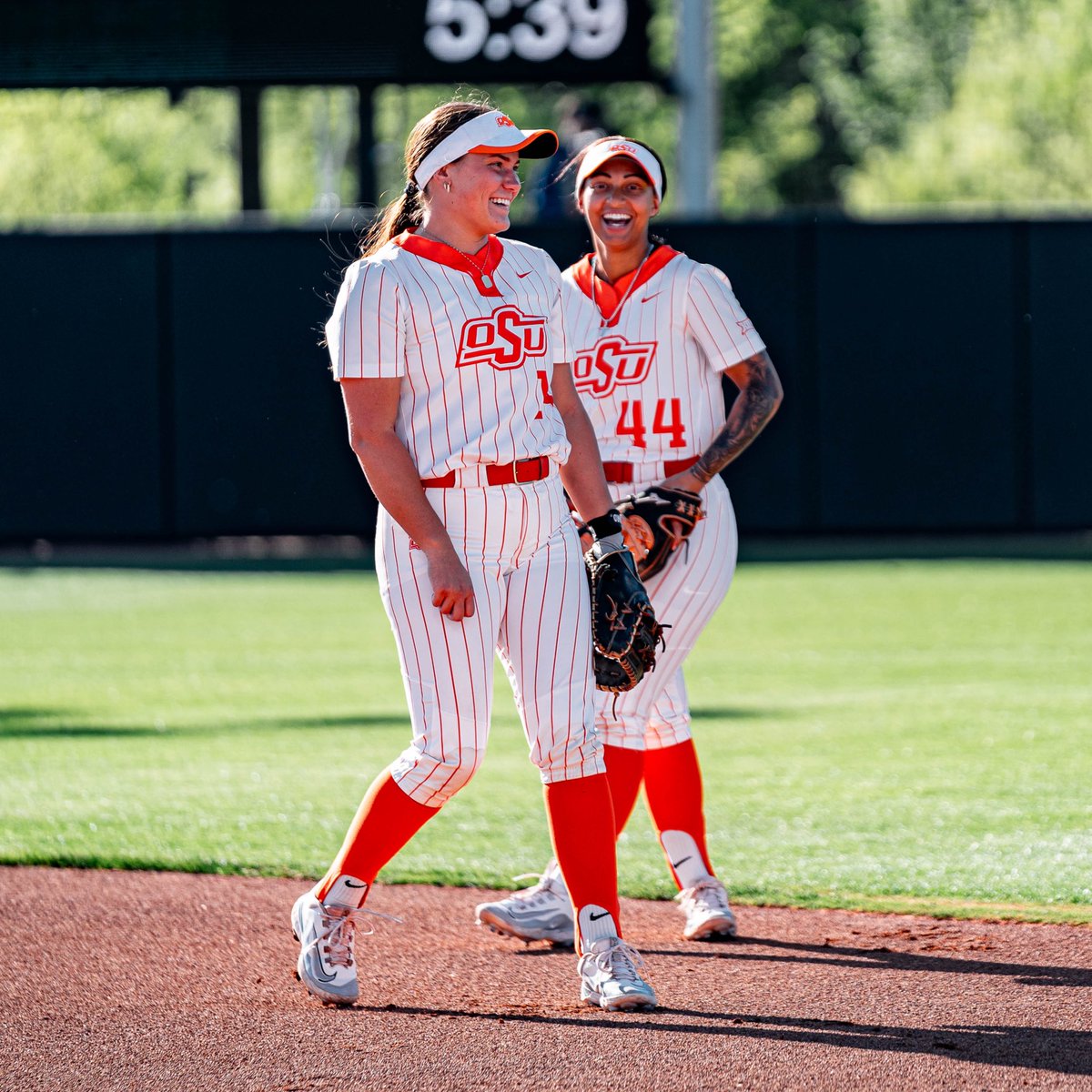 OSU Cowgirl Softball (@cowgirlsb) on Twitter photo Mood when you both are top three in your respective position according to <a href="/D1Softball/">D1Softball</a> 🤩
<a href="/karligodwin2/">Karli Godwin</a> - No. 2️⃣ for 1B
<a href="/EdwardsTallen/">Tallen Edwards🤍</a> - No. 3️⃣ for 3B
#GoPokes Mood when you both are top three in your respective position according to <a href="/D1Softball/">D1Softball</a> 🤩
<a href="/karligodwin2/">Karli Godwin</a> - No. 2️⃣ for 1B
<a href="/EdwardsTallen/">Tallen Edwards🤍</a> - No. 3️⃣ for 3B
#GoPokes