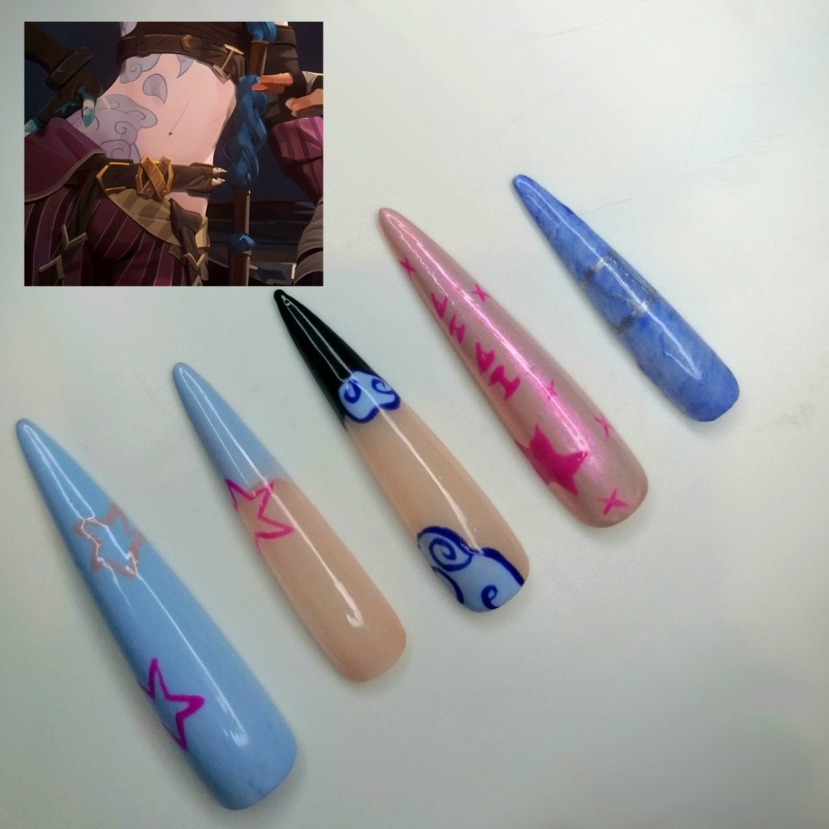 ohmyclnails's tweet photo. 《Are you real ?》
#nail #nailtech #explorenails #pressonnails #pressnails #arcane #arcanenails #arcanenailsinspo https://t.co/ONZkNaj21r