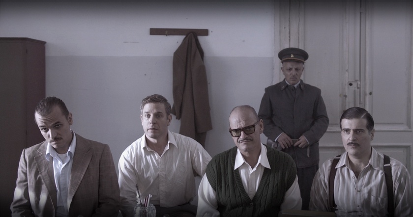 CINE.AR (@cinear_) on Twitter photo Especial Carlos Belloso ✨🙌
"Unidad XV", de @martindesalvo. Protagonizada por <a href="/BellosoActor/">Carlos BELLOSO</a>, <a href="/Gentiledie/">Diego Gentile</a>, Lautaro Delgado y <a href="/RSpregelburd/">Rafael Spregelburd</a> .
No te la pierdas este martes a las 22H por CINE.AR📺
Disponible en CINE.AR PLAY▶️
play.cine.ar/INCAA/producci… Especial Carlos Belloso ✨🙌
"Unidad XV", de @martindesalvo. Protagonizada por <a href="/BellosoActor/">Carlos BELLOSO</a>, <a href="/Gentiledie/">Diego Gentile</a>, Lautaro Delgado y <a href="/RSpregelburd/">Rafael Spregelburd</a> .
No te la pierdas este martes a las 22H por CINE.AR📺
Disponible en CINE.AR PLAY▶️
play.cine.ar/INCAA/producci…