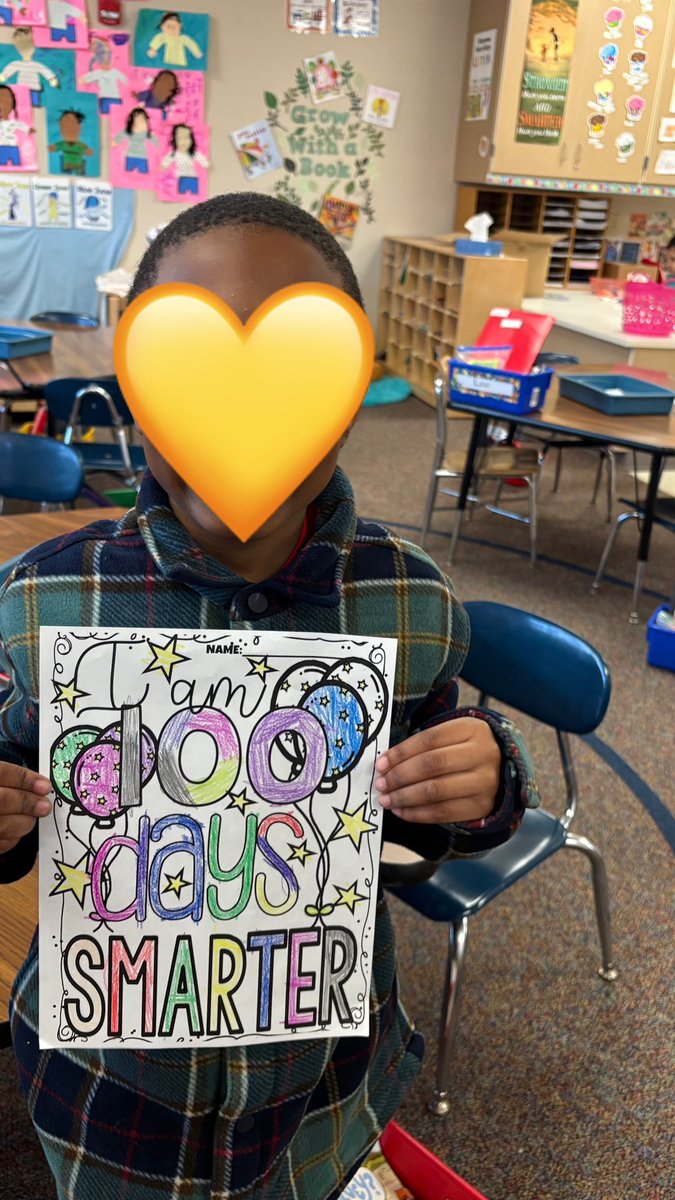 mrsanagnoslp's tweet photo. Celebrating 100 days of school! 💯🥳 #WarrenWill #80moretogo https://t.co/YtAnu3Mc5x