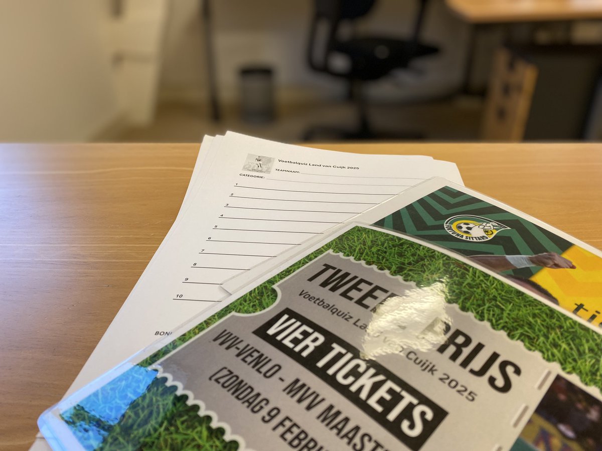 Wegens een afmelding is er één plek vrijgekomen op onze Voetbalquiz Land van Cuijk. Heb je vrijdagavond (20.00 uur bij <a href="/vvSIOL/">vv SIOL</a> in Cuijk) zin om als koppel, drietal of viertal mee te doen aan onze quiz? Dan kun je je nog aanmelden via ℹ️ info@kliksport.nl  

DEELNAME IS GRATIS!