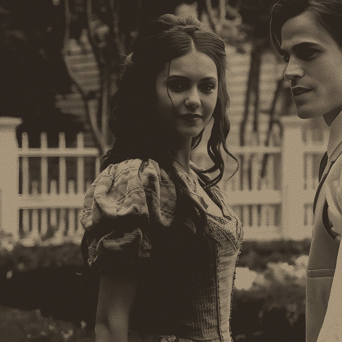 vampseduced's tweet photo. Katherine            /                 Kat https://t.co/354EIo7HWC