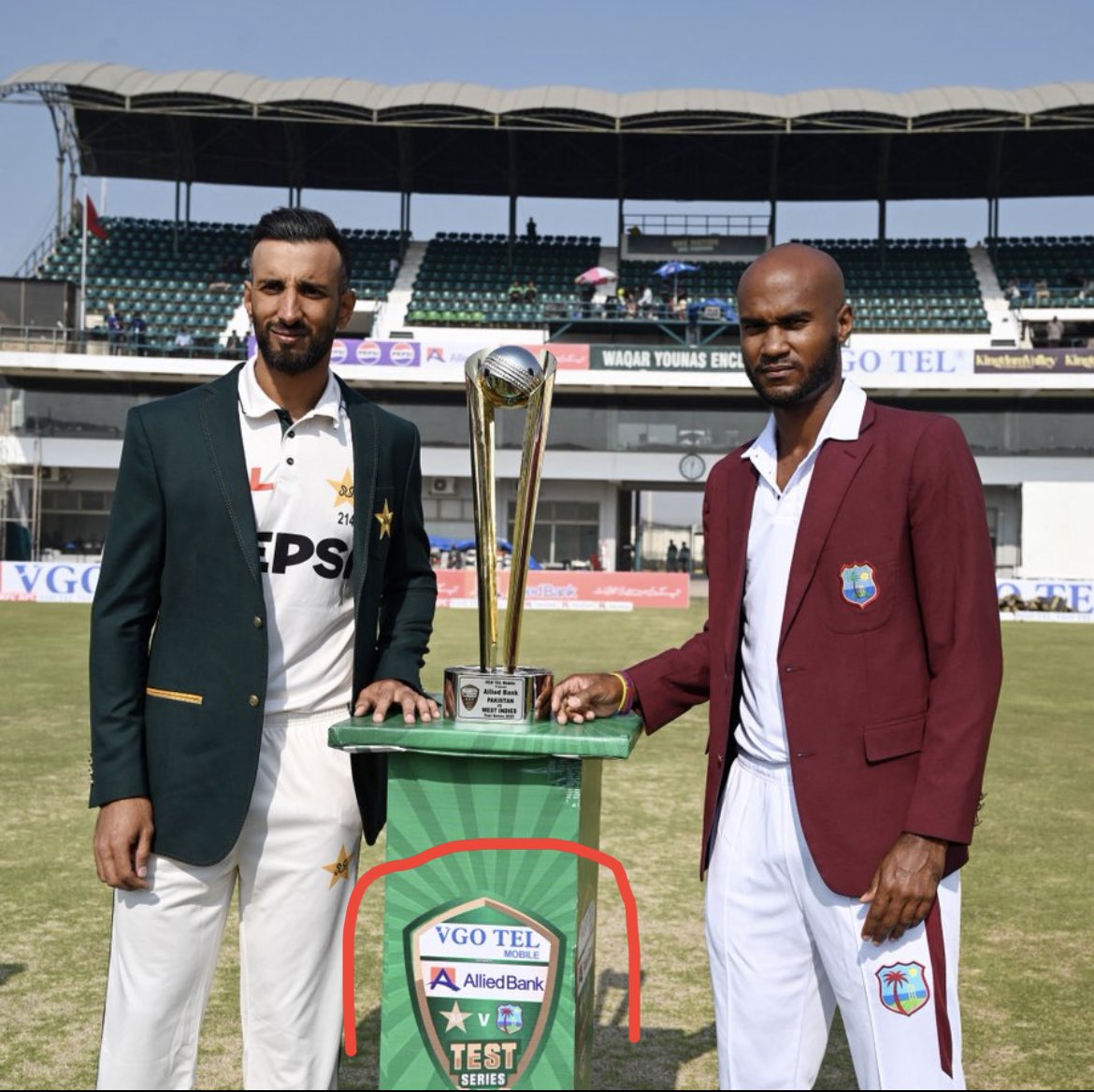 Buzzfeedcricket's tweet photo. This shield logo is soo lame 🤢🤢

PCB please hire a better graphic designer 😂 https://t.co/SauBFCzdmX