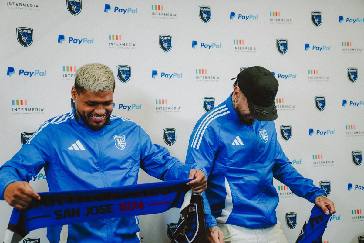Josef Martínez es presentado por el San José Earthquakes de la MLS🇺🇸

El sexto máximo anotador del fútbol estadounidense llega a su cuarto equipo en la Major League Soccer.