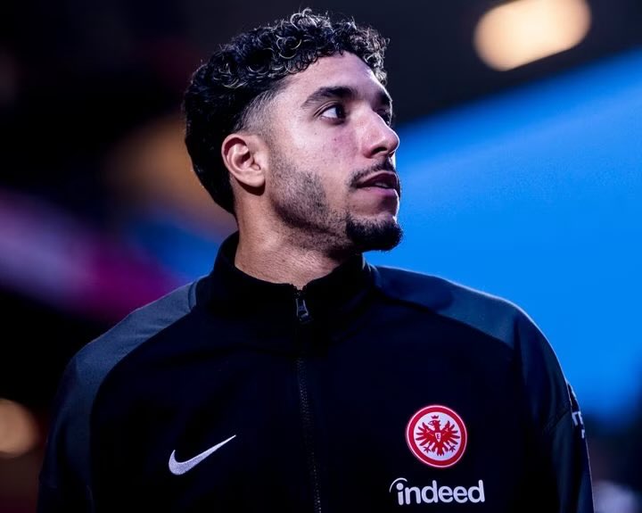🚨𝐄𝐗𝐂𝐋: Manchester City successfully granted work permit for Omar Marmoush following the processing period; player has been given green light to travel to Manchester to complete medical. #ManCity <a href="/PurplePanel/">Purple Panel</a>