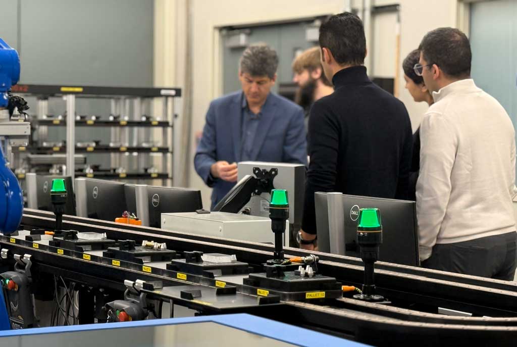 The team at CalPoly Pomona began training this week on the SmartCIM 4.0 industrial manufacturing setup they will use for education and research #advancedmanufacturing @Cal Poly Pomona with support from  <a href="/H2IGroupInc/">H2I Group</a> @The Paton Group