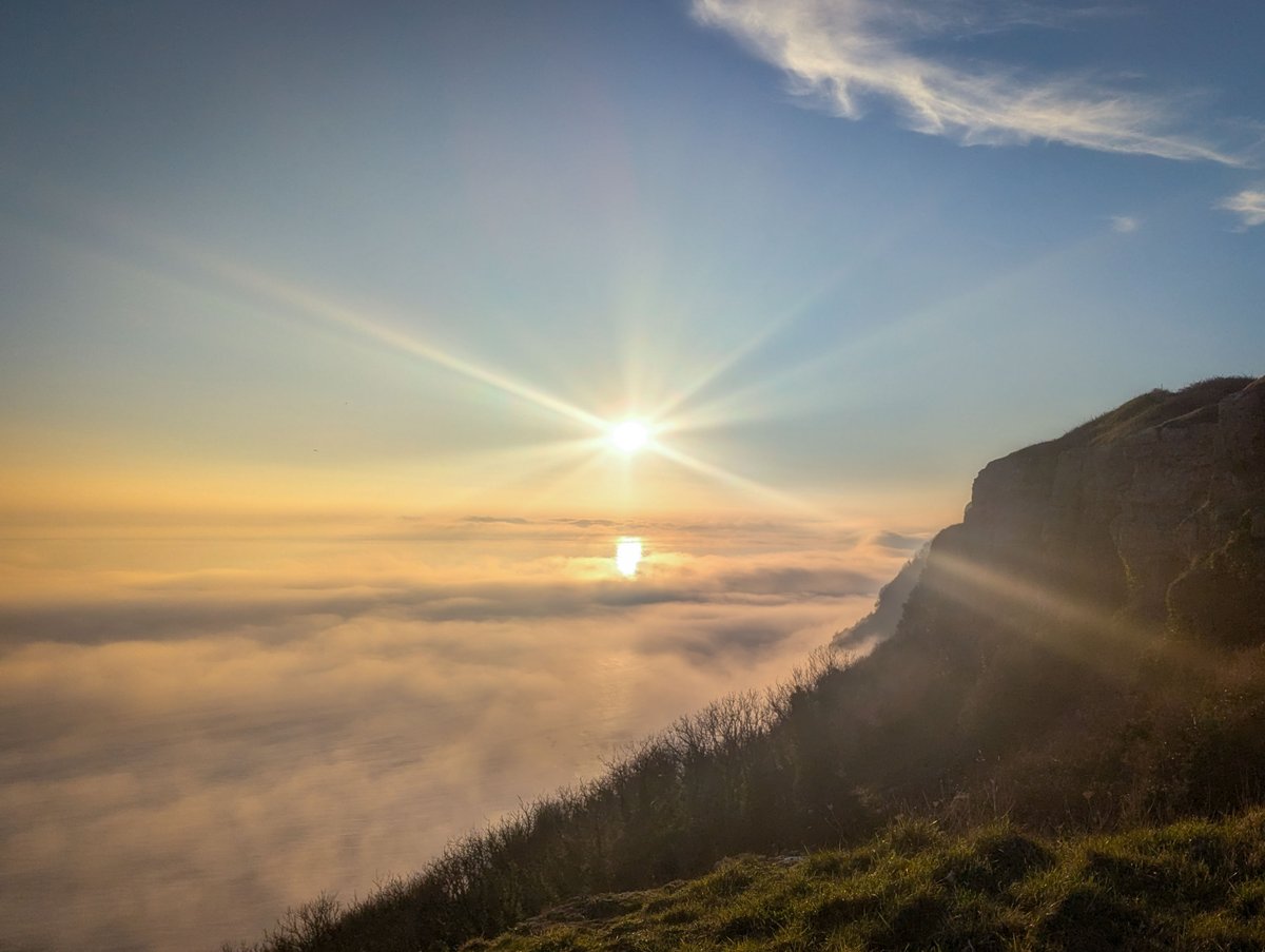 WalkDevon's tweet photo. Above the clouds on the South West Coast Path at Dunscombe yesterday. https://t.co/G3z2PCPEiL