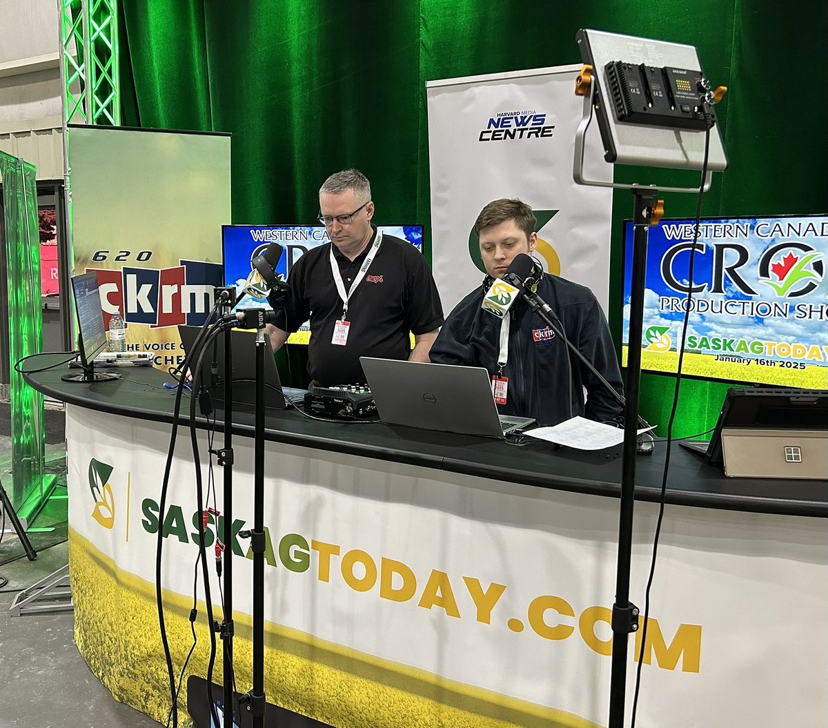 620 CKRM (@620ckrm) on Twitter photo Doug Falconer and Ryan Young are getting set for the final broadcast of <a href="/saskagtoday/">SaskAgToday.com</a> LIVE from the <a href="/WCCPS_SK/">Western Canadian Crop Production Show</a>! Listen: listen.streamon.fm/ckrm
#HarvardMediaEverywhere Doug Falconer and Ryan Young are getting set for the final broadcast of <a href="/saskagtoday/">SaskAgToday.com</a> LIVE from the <a href="/WCCPS_SK/">Western Canadian Crop Production Show</a>! Listen: listen.streamon.fm/ckrm
#HarvardMediaEverywhere