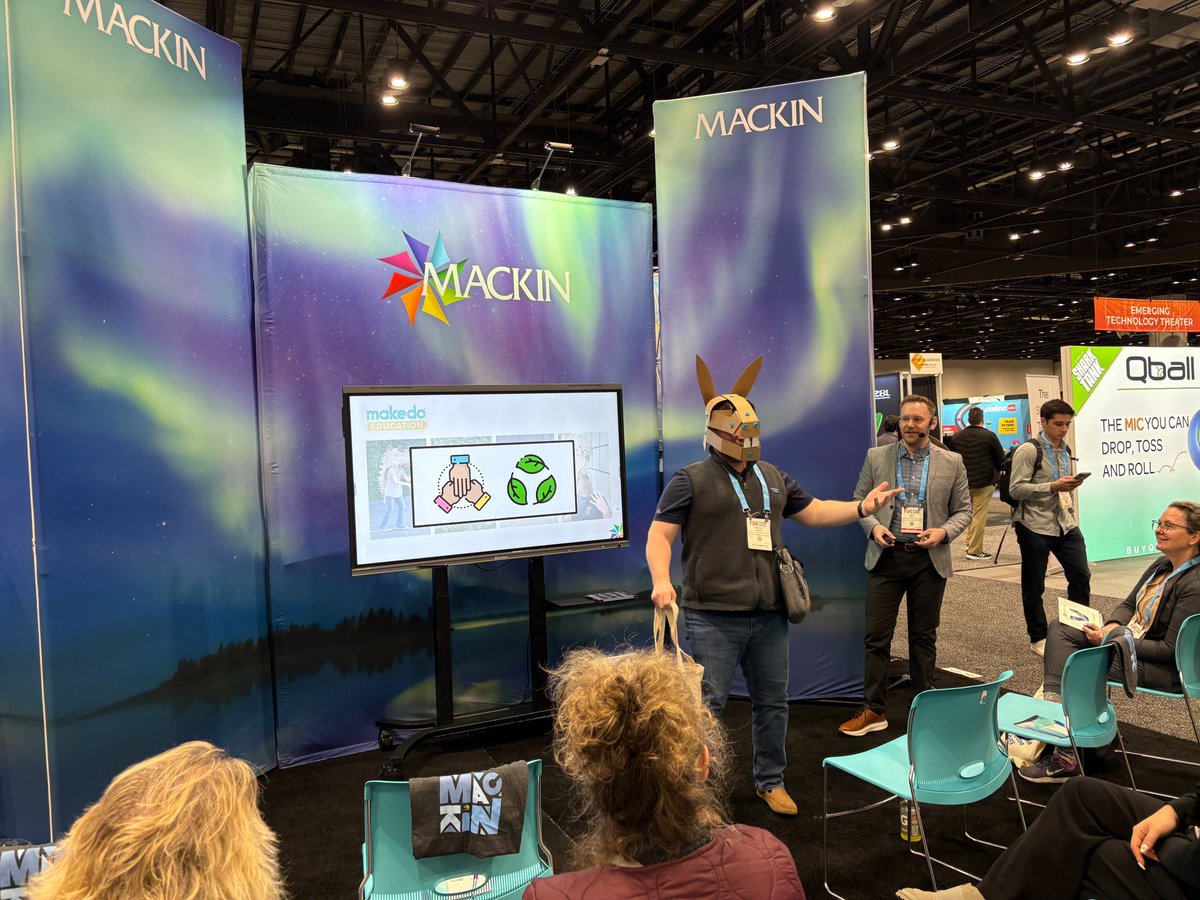 Makedo magic at #FETC! Ben's #maker session featured a DIY donkey mask, brilliantly modeled by a volunteer. 🤖 #FETC25 #FETC2025 <a href="/Makedo/">Makedo</a> 

📍 Booth 2263