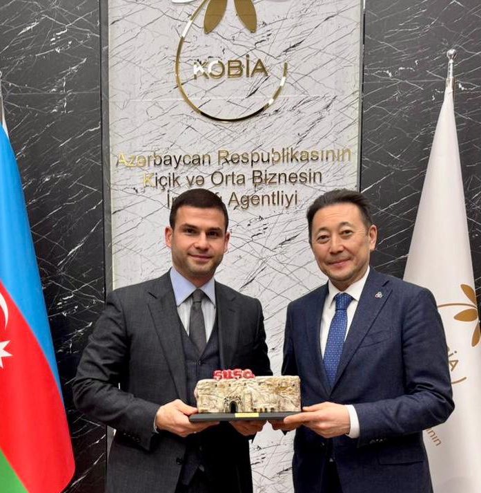 KairatSarybay's tweet photo. Had engaging meeting w/ @MammadovOrkh, #KOBİA Board Chair
Discussed #AzChairmanship’s priorities in #EconomicDimension & actions w/n #CICA Business Council to advance #SMEs digitalization, transitioning to #GreenEconomy & promoting #women entrepreneurship
Agreed to increase our 🤝
