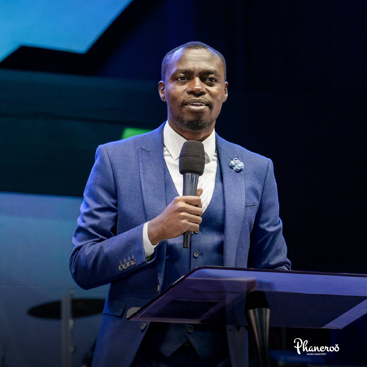 Phanerookampala's tweet photo. Every believer must exercise themselves in the spiritual disciplines required to live victoriously in Christ. We must learn how to tame our impulses, wholly committing and adhering to godly principles. SELAH.

https://t.co/6BZPMiHXyt

#1stPhanerooService2025 | #LiveNow https://t.co/pWKdKq28Kh