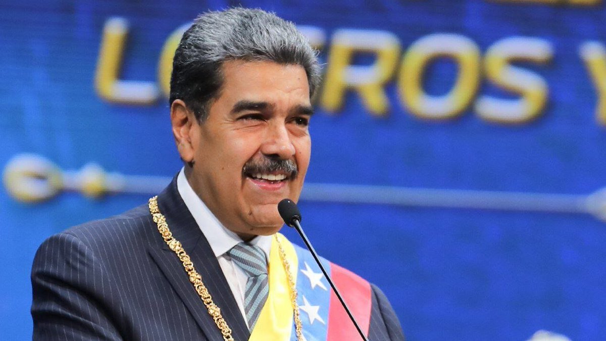 Nicolás Maduro anuncia primera consulta nacional el 2-F: A los 26 años de la llegada de Chávez a la Presidencia de Venezuela

venezuela-news.com/nicolas-maduro…
