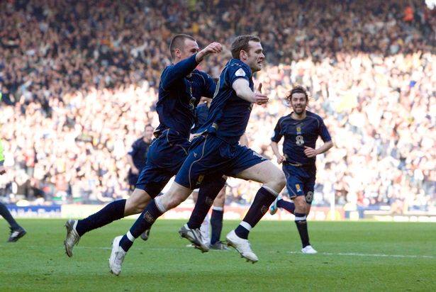 davstu11's tweet image. Happy Birthday to Craig Beattie who turns 41 today. Craig was capped seven times for Scotland with his first coming under Walter Smith in a World Cup Qualifier against Italy at Hampden in September 2005. He's seen here celebrating his late winner v Georgia in March 2007.