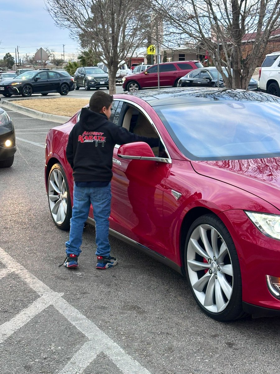 K1mberlyPerez's tweet image. This morning’s Information on the Go included:

✅ Interim Testing Dates 🗓️
✅ Stay in the Game Campaign ⏰
✅ Let’s Talk About Vaping Session 

Together, we’re Navigating Excellence @EastwoodKnolls!🐉💛💙

#OpenCommunication 
#SuccessStandards
#CarryTheStandard