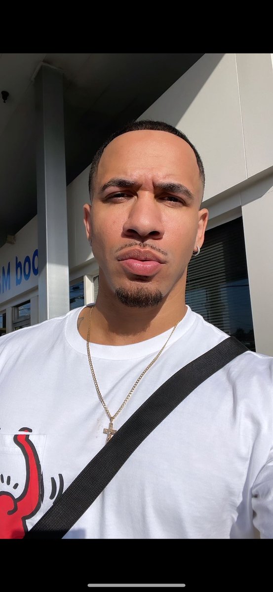 IamZacMoon's tweet photo. Fresh cuts always make your world go round. https://t.co/7Nk24BSxZI