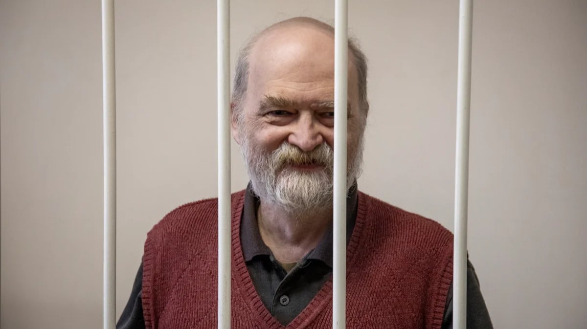 "Putin is the new Hitler" - Russian historian and dissident Alexander Skobov said his final words in the trial today, and I can't agree more. 

Full speech:

"I was raised in the Soviet Union with the conviction that when a malicious and cruel aggressor attacks peaceful people,