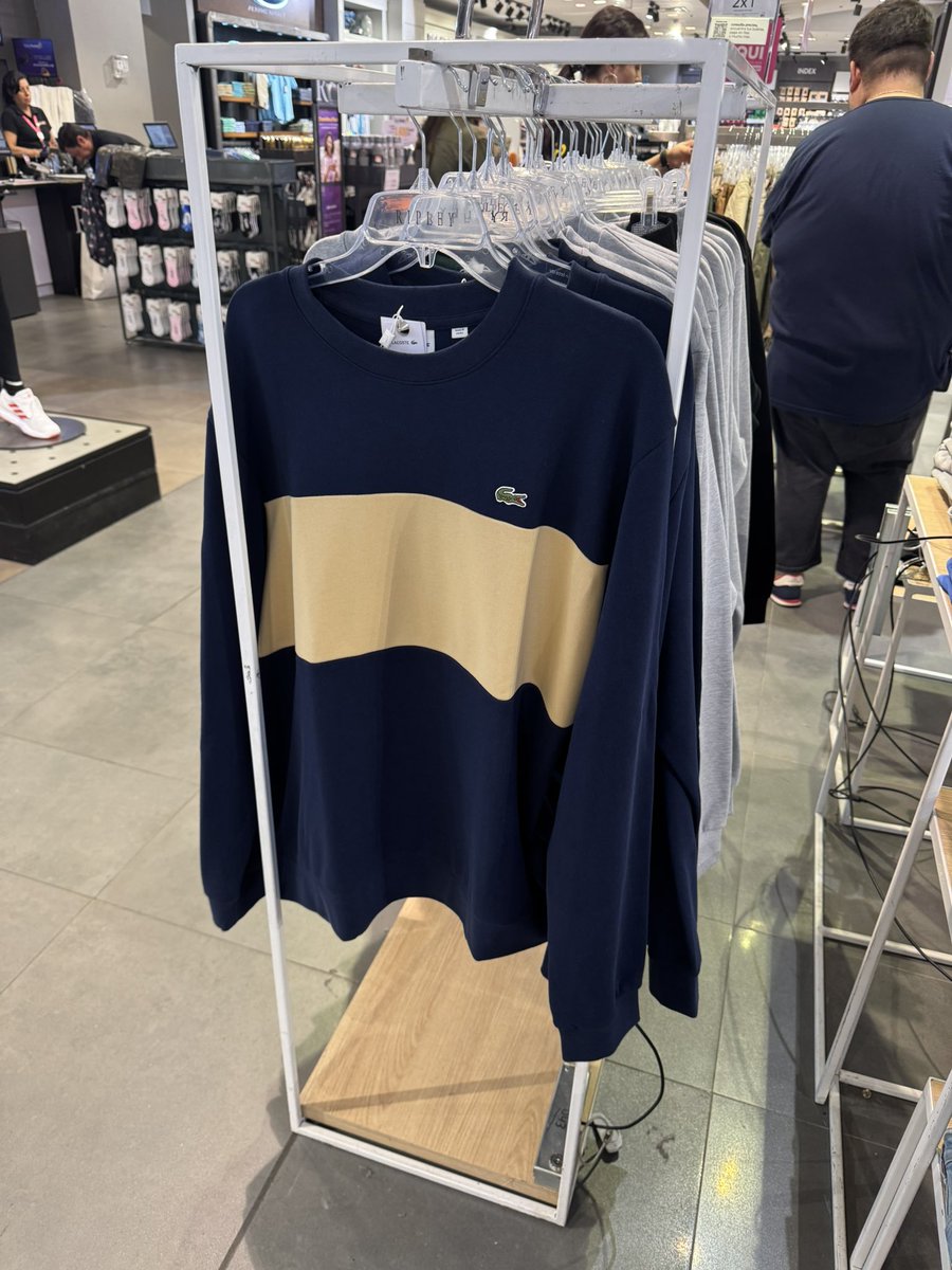 Lacoste? Ropa elegante para bosteros