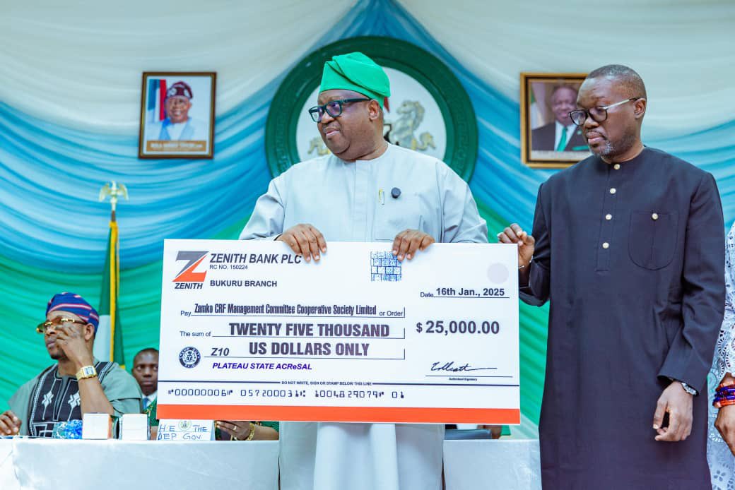 DOPA_PLSG's tweet photo. GOVERNOR MUTFWANG COMMISSIONS TRACTORS, DISBURSES $250,000 TO TEN COMMUNITIES, COMMITS TO TACKLING POVERTY IN PARTNERSHIP WITH WORLD BANK

In a bold demonstration of his commitment to revitalizing Plateau State's agricultural sector and alleviating poverty, Governor Caleb Manasseh Mutfwang has commissioned 20 tractors for farming communities across the state. This initiative is part of his administration's vision for food security and economic empowerment.

Speaking at the commissioning ceremony, which followed the Plateau State Agro-Climatic Resilience in Semi-Arid Landscapes Project (ACReSAL) Day/CRF disbursement at the New Government House, Rayfield, Jos, Governor Mutfwang assured that the tractors would be effectively utilized to benefit both the state and its people.

He revealed that the government, through the Plateau Agricultural Development Programme, has mapped out plans to secure over 200 tractors to further boost agricultural activities, ensuring food security and sovereignty across the state.

In addition to the commissioning of tractors, Governor Mutfwang presented a $250,000 Community Revolving Fund (CRF) cheque to ten communities. This initiative, supported by the World Bank in collaboration with the Plateau State Government under ACReSAL, aims to provide financial empowerment to rural communities.

 Each community received $25,000, with the funds expected to be repaid after a specified period to empower other communities in the state.

The ten beneficiary communities include Guratop, Kerang, Zamko, Ampang West, Dinting, Jimin, Kaler, Plateau Club/Bingham, Pishe, Yashi, and Wereh.

While addressing the communities, the Governor charged them to make optimal use of the funds, emphasizing that the initiative is designed to create a revolving financial opportunity for broader community development.

“I want to thank the World Bank for the initiatives you’ve introduced on the Plateau. Let me assure you that, by the grace of God, none of these projects will fail. We are committed to ensuring that the funds and equipment are judiciously used to uplift our people,” the Governor said.

He further noted, “Beyond implementing projects, our focus is to ensure that these investments lift our people out of poverty. The bottom line is to improve the standard of living of our people by reducing poverty.”

Governor Mutfwang urged citizens of Plateau state to unite in supporting government initiatives, cautioning against divisive tendencies that hinder progress. He also highlighted the need for every available piece of land, especially in schools, to be cultivated during the coming farming season.

The World Bank Country Director for Nigeria, Dr. Ndiame Diop, congratulated the ten beneficiary communities and underscored the importance of addressing climate change's adverse effects on agriculture. 

He noted, “Desertification and climate change pose serious threats to agriculture, a key livelihood for Plateau residents. Through ACReSAL, we aim to help vulnerable communities adapt to climate impacts while improving their livelihoods. This initiative complements a comprehensive framework for land and water management through a 10-year watershed plan.”

Dr. Diop commended Governor Mutfwang and his team for their dedication to the project's success and urged the communities to use the funds responsibly for the benefit of their members.

Speaker of the Plateau State House of Assembly, Rt. Hon. Gabriel Dewan, ACReSAL Task Team Leader, Dr. Joy Iganya Agene, Commissioner of Environment,  Climate Change and Mineral Development, and Chairman of Plateau ACReSAL Project State Steering Committee, Hon. Peter Kannang Gwom and Plateau State ACReSAL Coordinator, Mr. Garba Gowon Gonkol, all praised Governor Mutfwang for fostering a conducive environment for meaningful partnerships that directly benefit the people of Plateau State.

Gyang Bere 
Director of Press and Public Affairs to the Executive Governor of Plateau State 
16th January,2025.