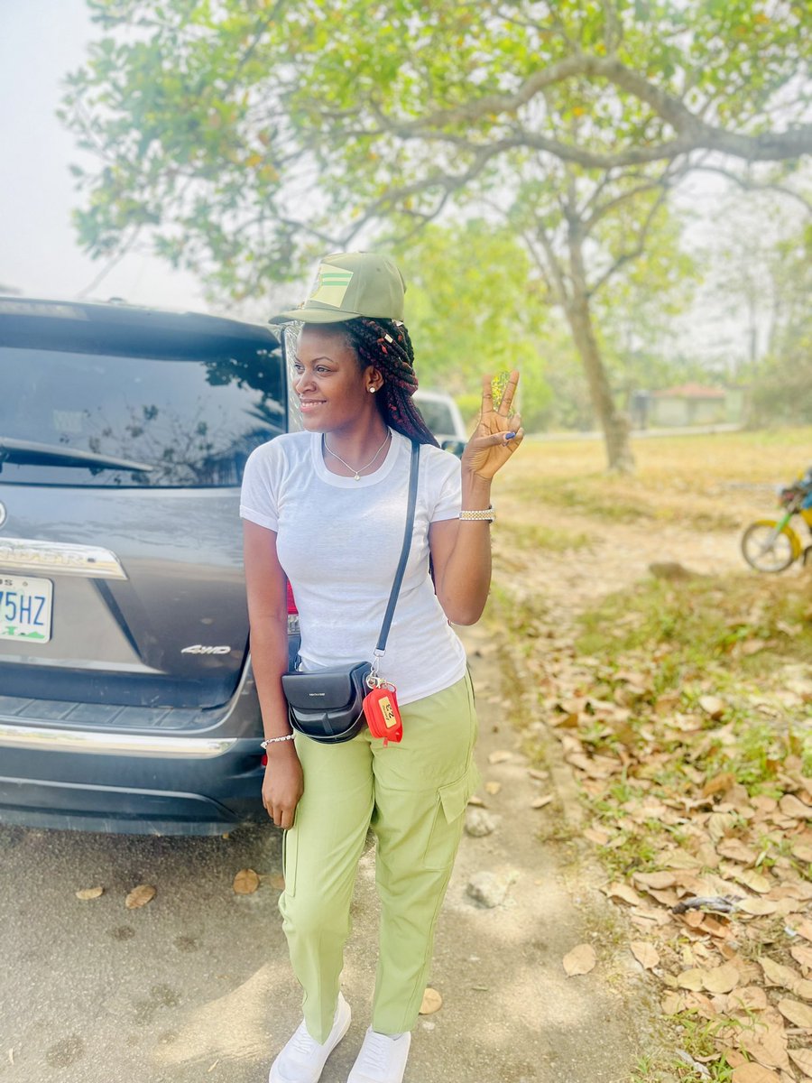 Tea_kaybae's tweet photo. This cutsie user is passing out of NYSC in a couple of months 🥴🥴

#NYSC https://t.co/IqOIzDUUTM