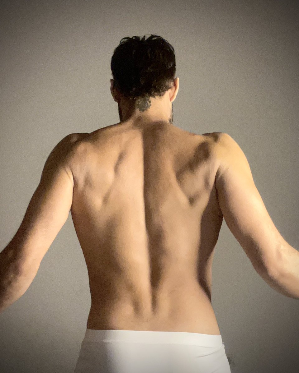 zeotres's tweet photo. Bueno hoy si me pongo al día con todos sus RTs de mis Fotis hot 🔥
Quiero q vean q yo si cumplo, xq mañana voy a subir unas fotitos bastante tremendas y esta vez valdrá la pena mas que antes darme un RT bb 😉 https://t.co/sGRT0sJeM5