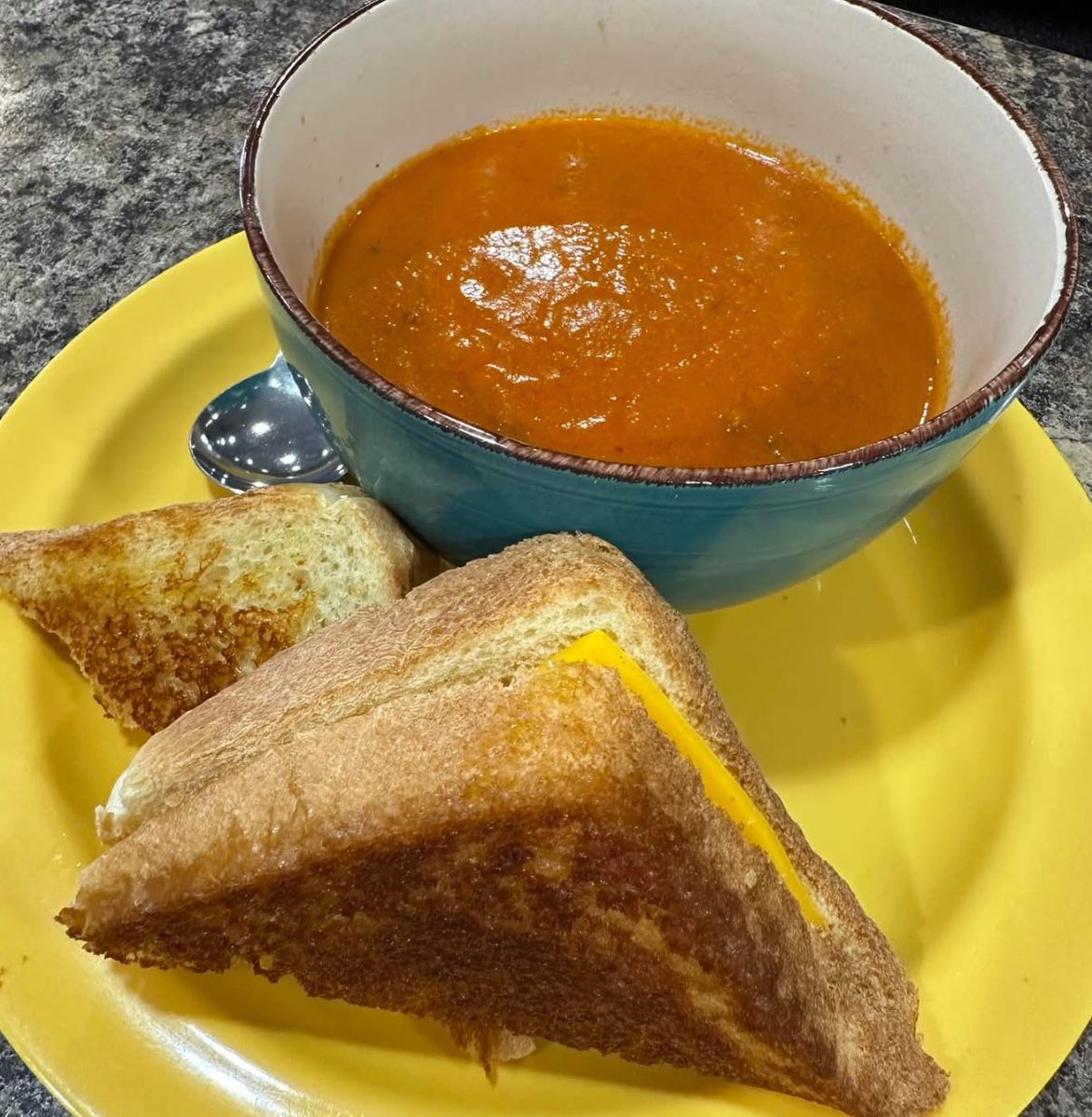 Food Pleaser tweet media