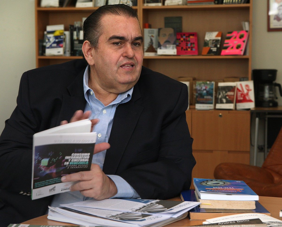 La #UCAB expresa su alegría por la excarcelación, este 16 de enero, de Carlos Correa, integrante de nuestro cuerpo profesoral. 

Queremos reconocer todos los esfuerzos hechos por tantos individuos y organizaciones que contribuyeron a concretar la medida de su liberación.