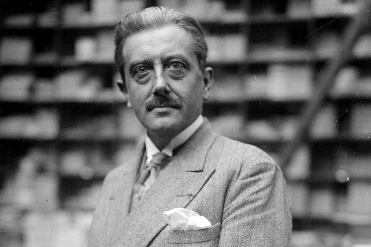 Georges Bernanos scriveva: "Verrà comunque il tempo in cui, in un mondo organizzato per la disperazione, predicare la speranza sarà come gettare un carbone acceso dentro un barile di polvere"