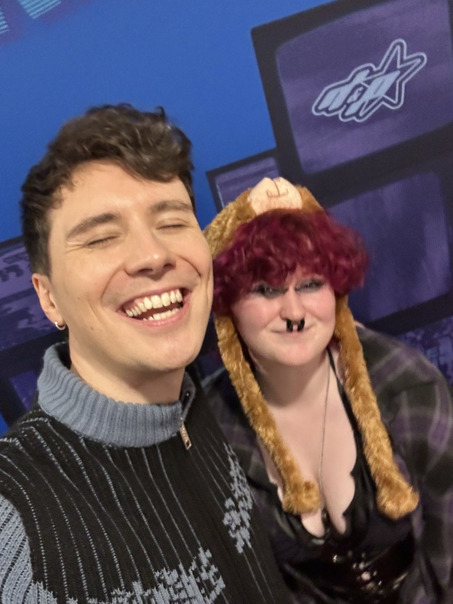 furblingdude's tweet photo. ok so #cardifftit https://t.co/JJMMLor3ws