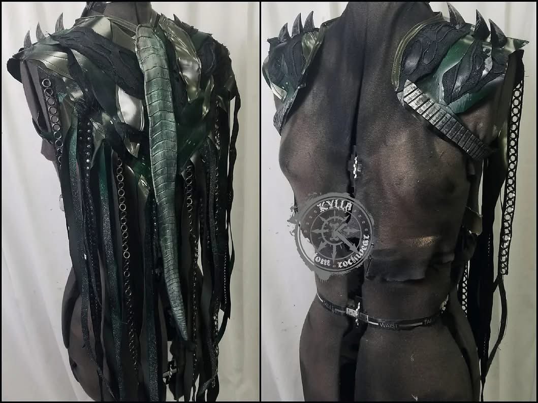 I have made HUNDREDS of Custom Vests over the years, each one unique, and these are some of my favorites!  Let me design you something special that will make you stand out from the crowd this year, on stage, in the ring, or on the street! kyllacustomrockwear.com/custom-denim-v…