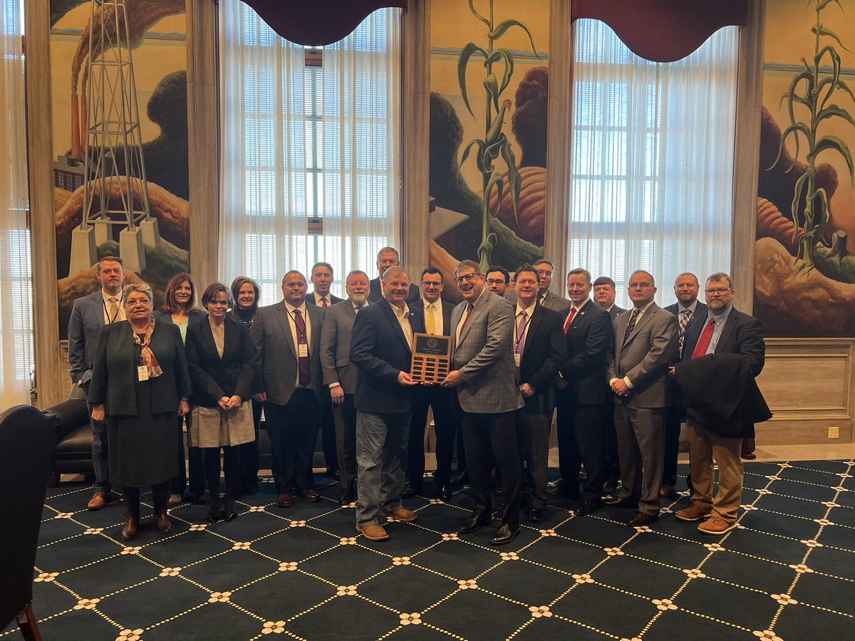 Today the Missouri Association of Prosecuting Attorneys recognized Representative Barry Hovis as our 2024 Legislative Champion. Rep. Hovis sponsored and advocated on behalf of important legislation promoting public safety and a fix to the prosecuting attorney retirement fund.