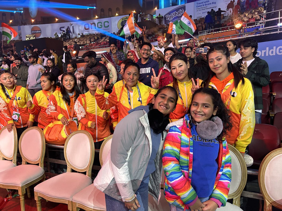 rglarora's tweet photo. Had a wonderful evening with family watching Indian Women &amp; Men Kho Kho team playing at 1st ever Kho-Kho World Cup. Thanks for the wonderful hospitality @SudhanshuBJP &amp; Vinod Ji . https://t.co/DhXmenIn9B