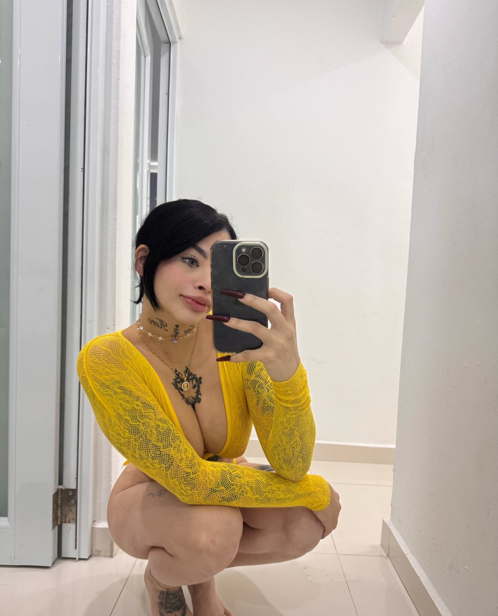 lunadelmarpr's tweet photo. https://t.co/BYkwHSAFSZ 💛✨ https://t.co/tXWtLVZKNo