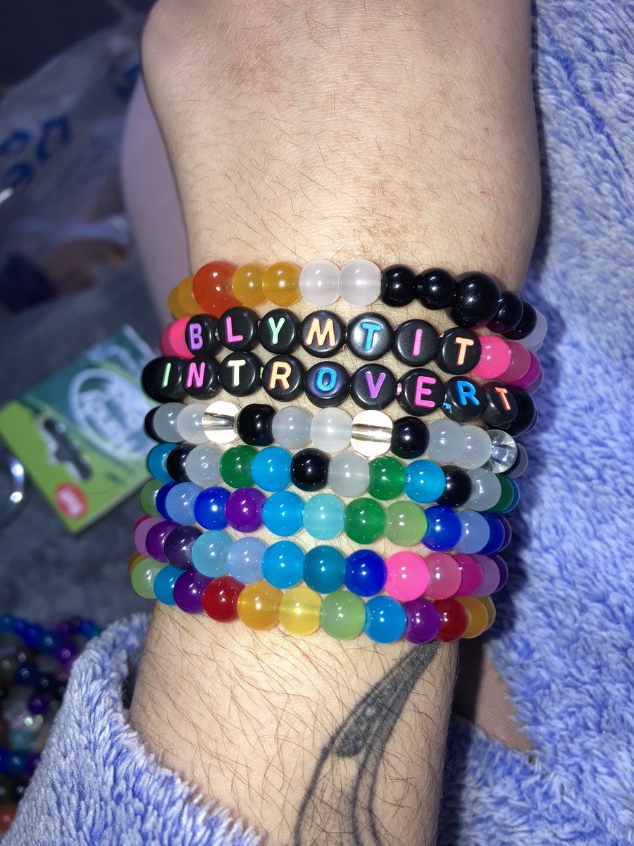 S0meth1ngT's tweet photo. All the phracelets to trade at #blymtit tomorrow
Front and back
1/2 https://t.co/EkSj1lZ01G