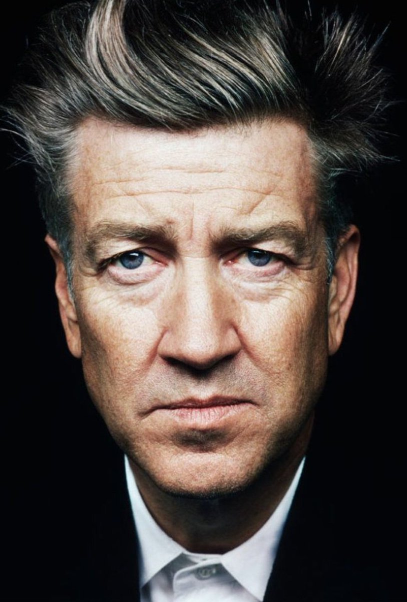 MrPPOG's tweet photo. ⚫ Mister Lynch. Un des plus grands.

#RIP #DavidLynch #art #artist #director #cinema #music #monument #visionary #surealism #inspiration #mrppog #ComquiCom https://t.co/jraUtks3Et
