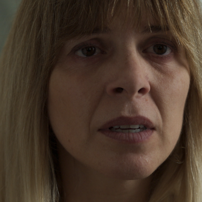 ¡El duelo de los Aguilar! 😭 ¿Encontrarán alguna pista que les lleve hasta la verdad? 🤔

Directo ▶️ atres.red/btosj #Honor