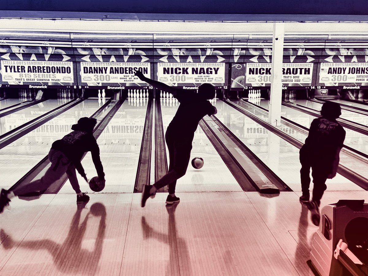 The #BowlDawgs are ready for #ihsaregionals on Saturday, Jan. 18th 9:00 AM at Parkside Lanes, Aurora. Come cheer on the Huskies! <a href="/Naperville203/">Naperville 203</a>  <a href="/wachtel_NNHS/">Jay Wachtel - NNHS</a> <a href="/NNHS_Athletics_/">Naperville North Athletics</a> <a href="/nnhsboosters/">NNHS Boosters</a> <a href="/NNHS_DawgPound/">NNHS Dawg Pound</a>